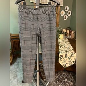 Express Editor Houndstooth Pants in Black and White